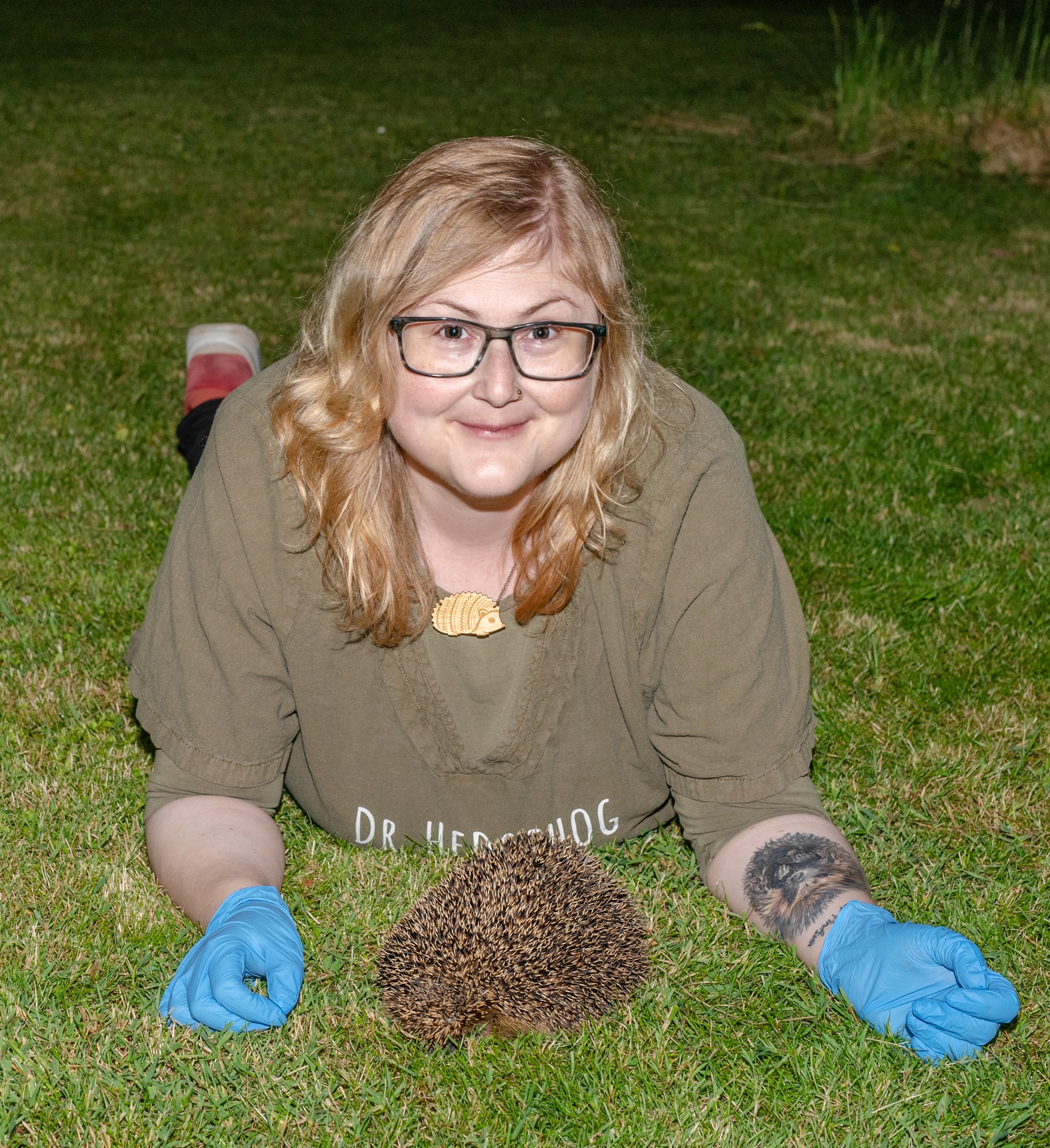 Dr Hedgehog on lawn with hedgehog_Credits Joan Ostenfeldt_capture.jpg